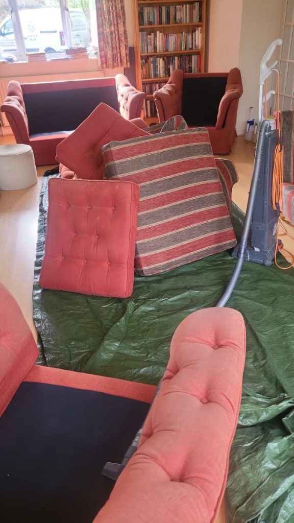 Fabulous upholstery deep cleaning in Swindon 2 Green Man upholstery cleaning in Swindon