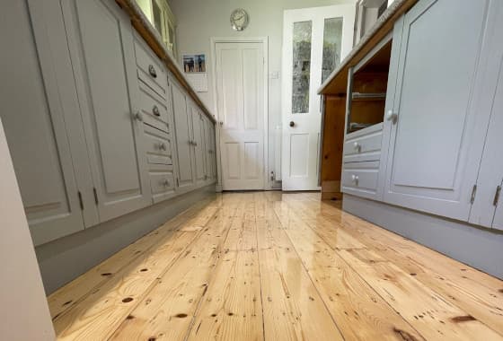 Wood-Floor-sanding-refinishing-by-Green-Man