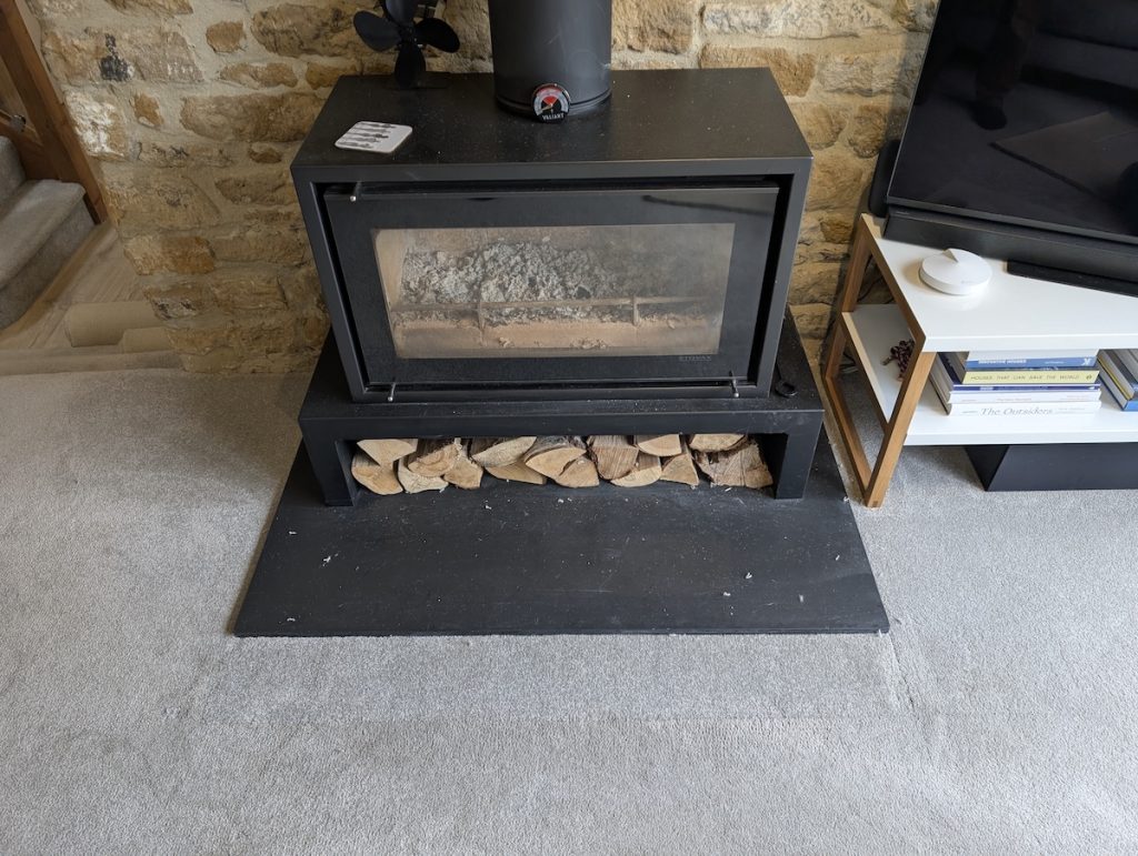 Carpet Repair across Oxfordshire & Gloucestershire 5 svg%3E