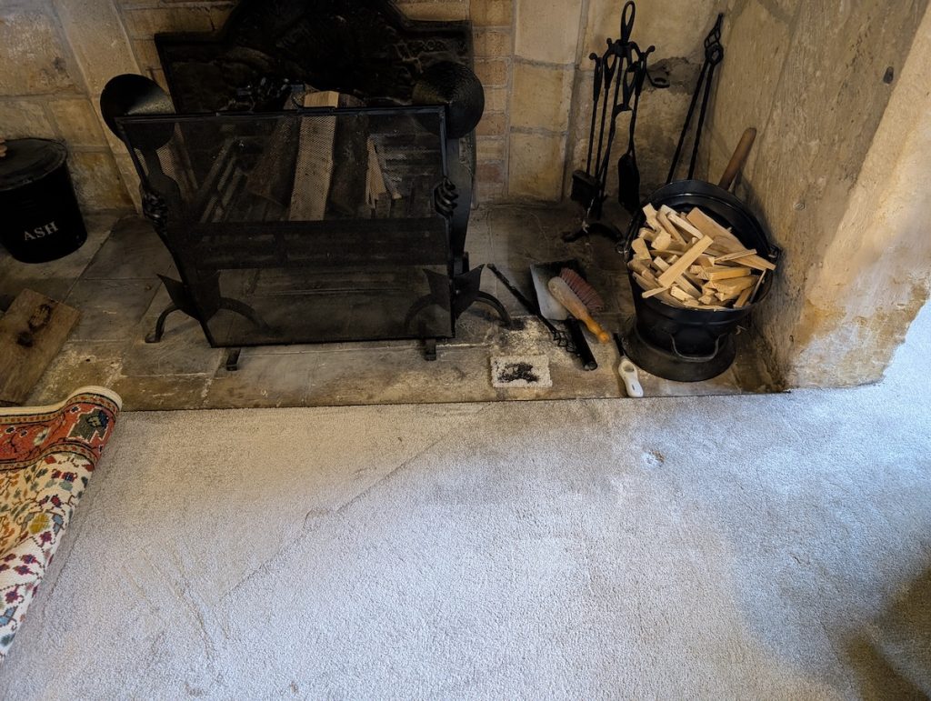 Carpet Repair across Oxfordshire & Gloucestershire 9 svg%3E