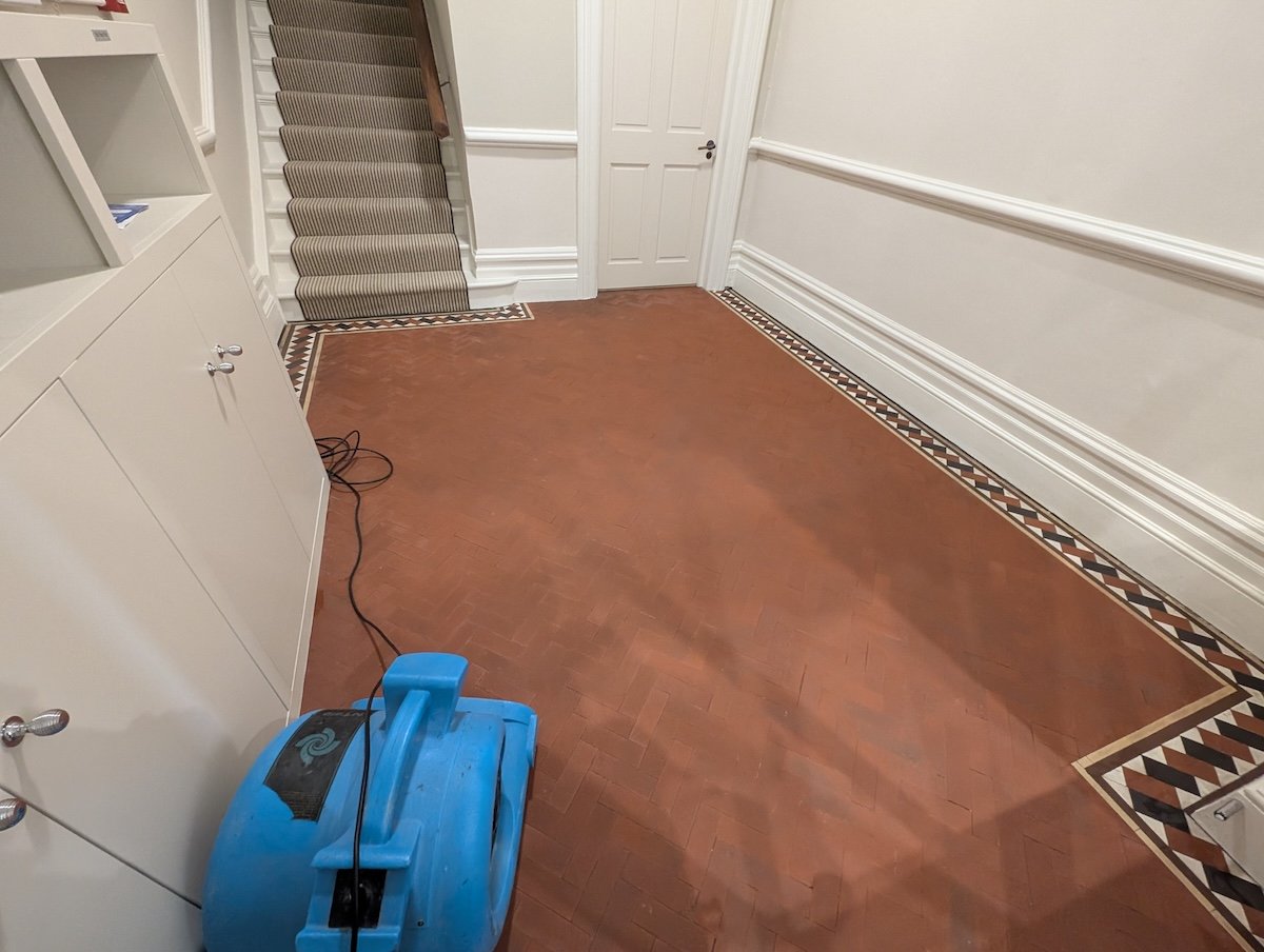 Professional tile cleaning and sealing in Bristol